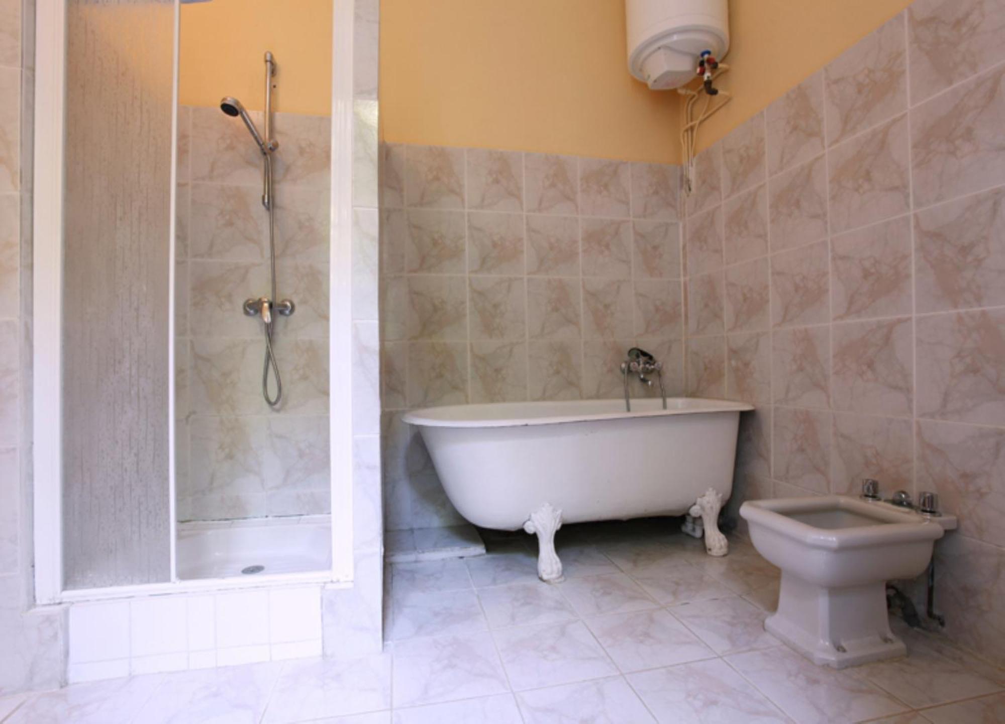 Domaine Du Lampy-Neuf Hotel Saissac Kültér fotó